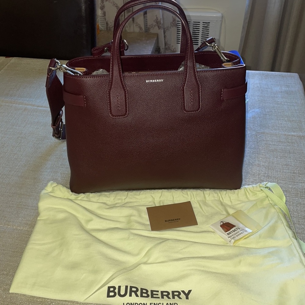 Burberry All MD Banner Bag